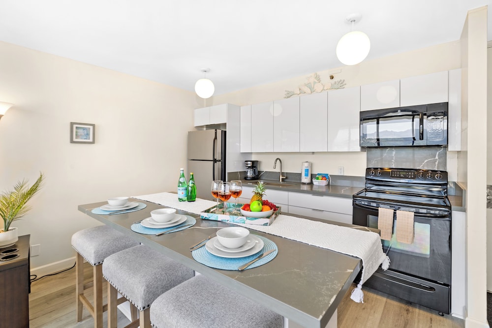 Sea Shore Vibes in 1br W Mountain Views - photo 26