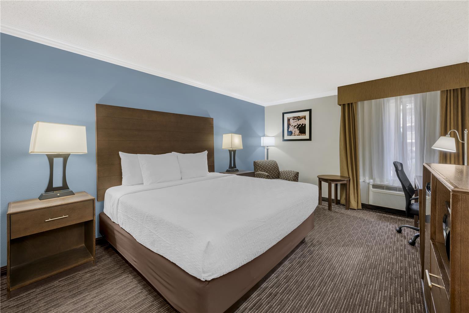 Best Western Airport Albuquerque InnSuites Hotel & Suites - photo 32