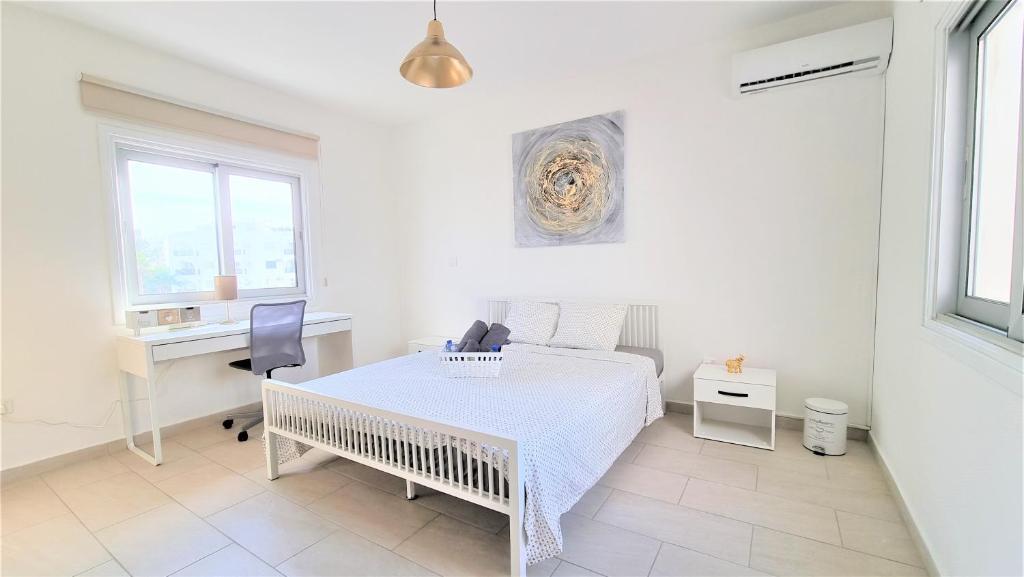 Spacious Lightflooded 2br Apt Near Center & Harbour