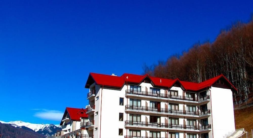 Hotel Floris in Maneciu-Ungureni, Romania