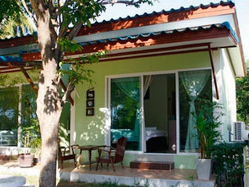 Sinaree Bansuan Resort in Prachuap Khiri Khan, Thailand