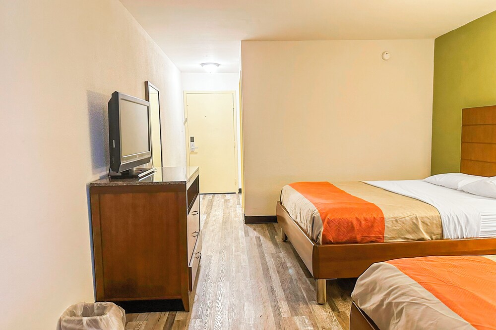 Jackson Hotel & Convention Center - photo 38