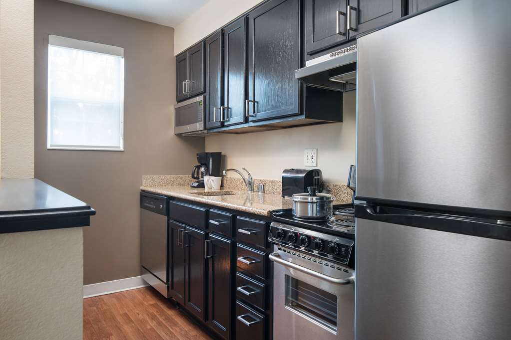 Sonesta Simply Suites Seattle Renton - photo 18