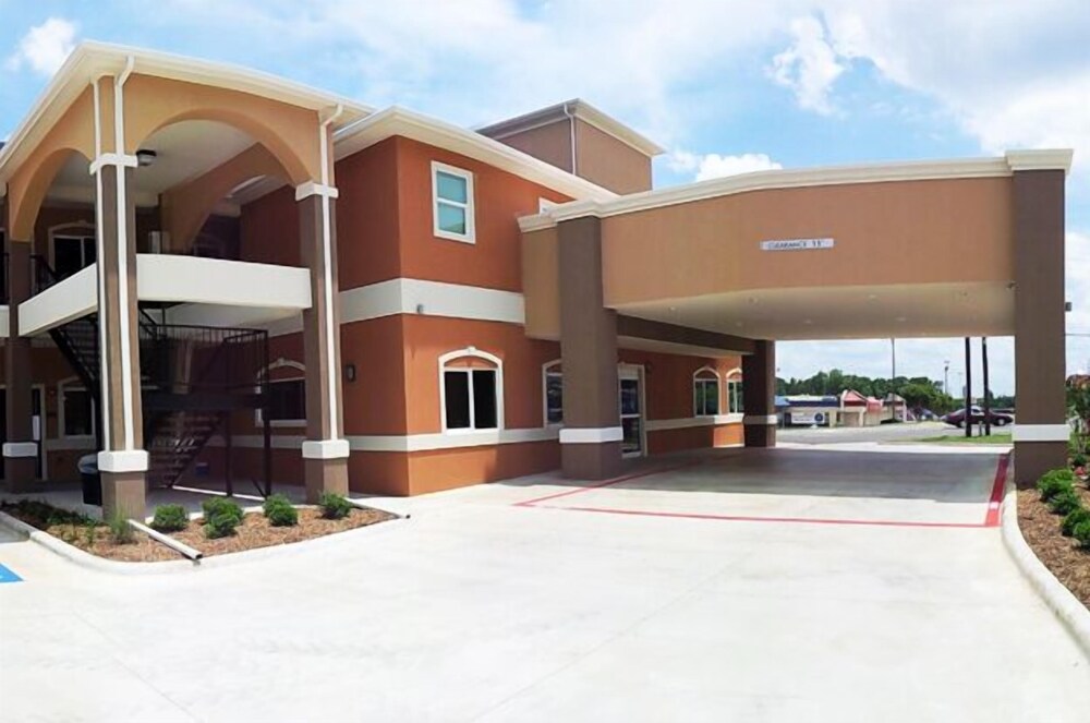 Executive Inn and Suites Tyler - photo 12