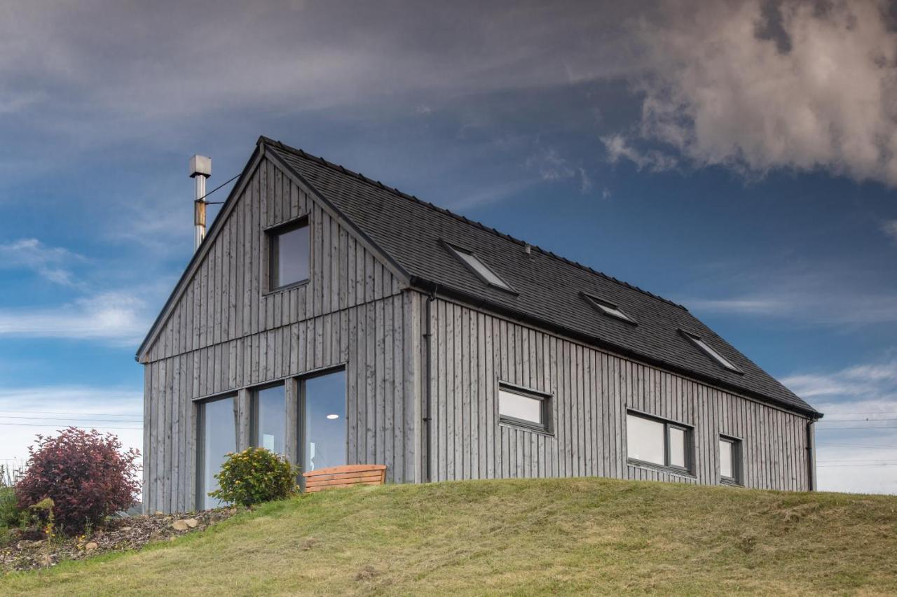 Cuillrigh Luxury House Loch & Mountain Views — 4-Star Luxury Hotel in Portree, United Kingdom