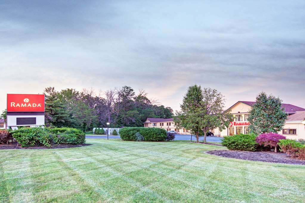 Ramada by Wyndham Flemington - photo 2