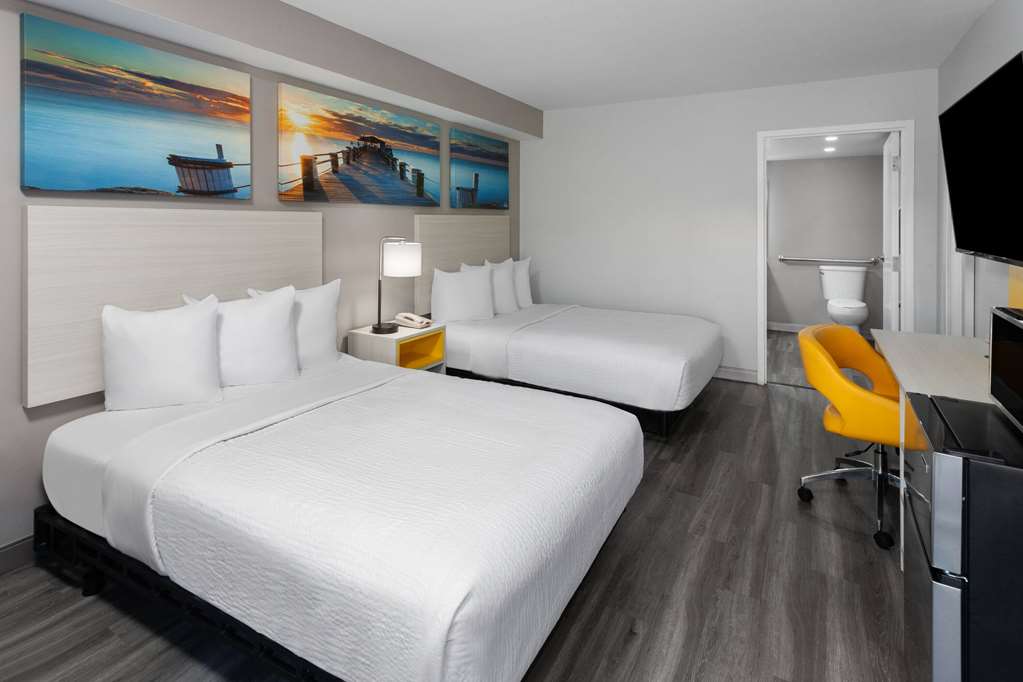 Days Inn by Wyndham Baltimore Northwest - photo 21