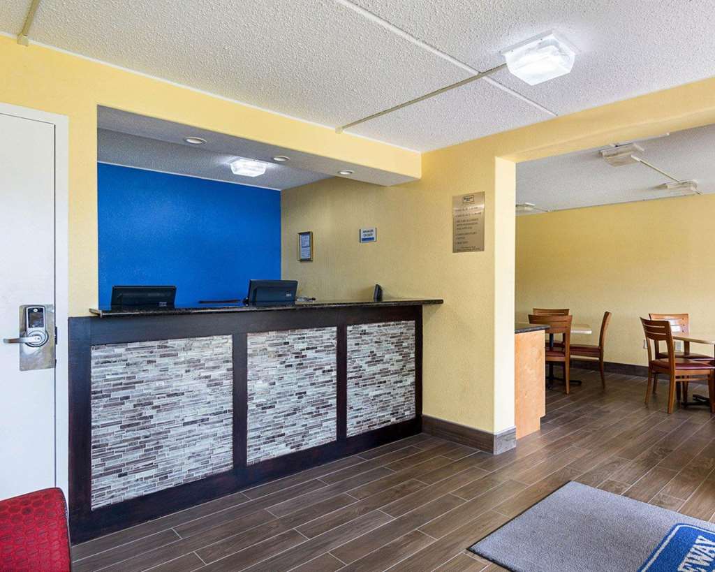 Rodeway Inn Joint Base Andrews Area - photo 6