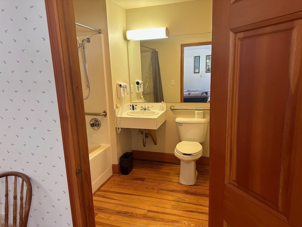 The Wayside Inn - photo 51