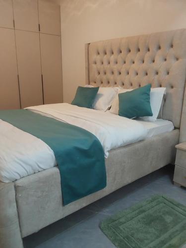 AnZaNa Luxury Homes