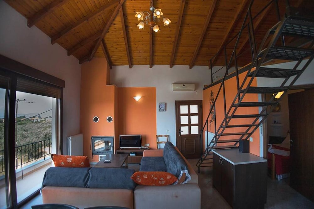 Foula House in Magnisia — Kato Lekhonia — photo 2