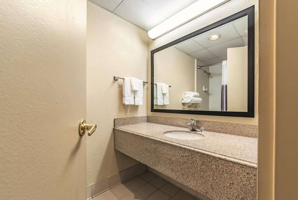 Ramada by Wyndham Fairfield NJ - photo 23