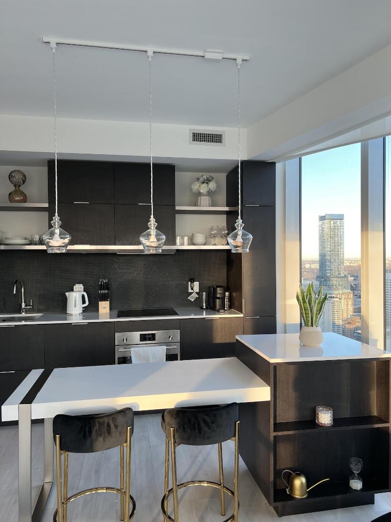 Adastay Suites Toronto - last minute hotel in Toronto