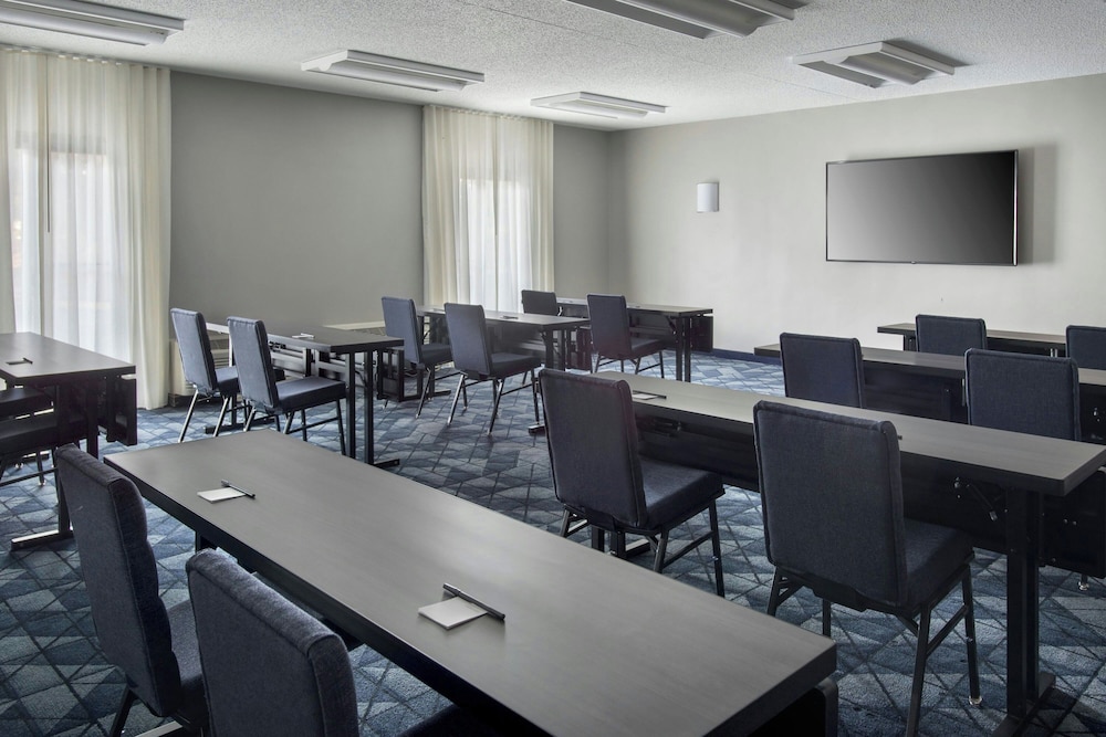 Courtyard by Marriott Annapolis - photo 35