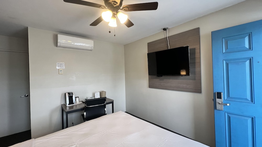 Pismo Beachwalker Inn & Suites - photo 33