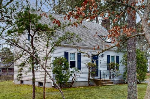 Skylight Tonight in South Dennis, United States
