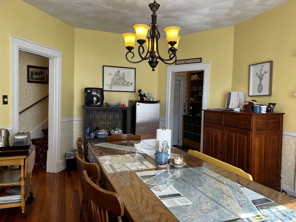 The Dancing Bear Inn - photo 16