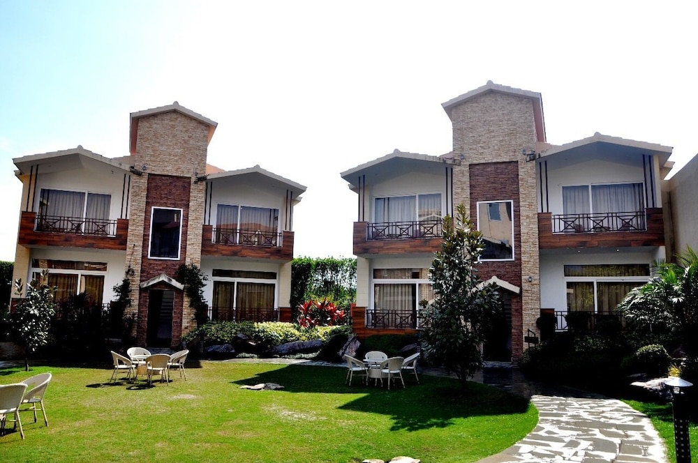 Trinantara Resort And Spa in Kaladhungi, India