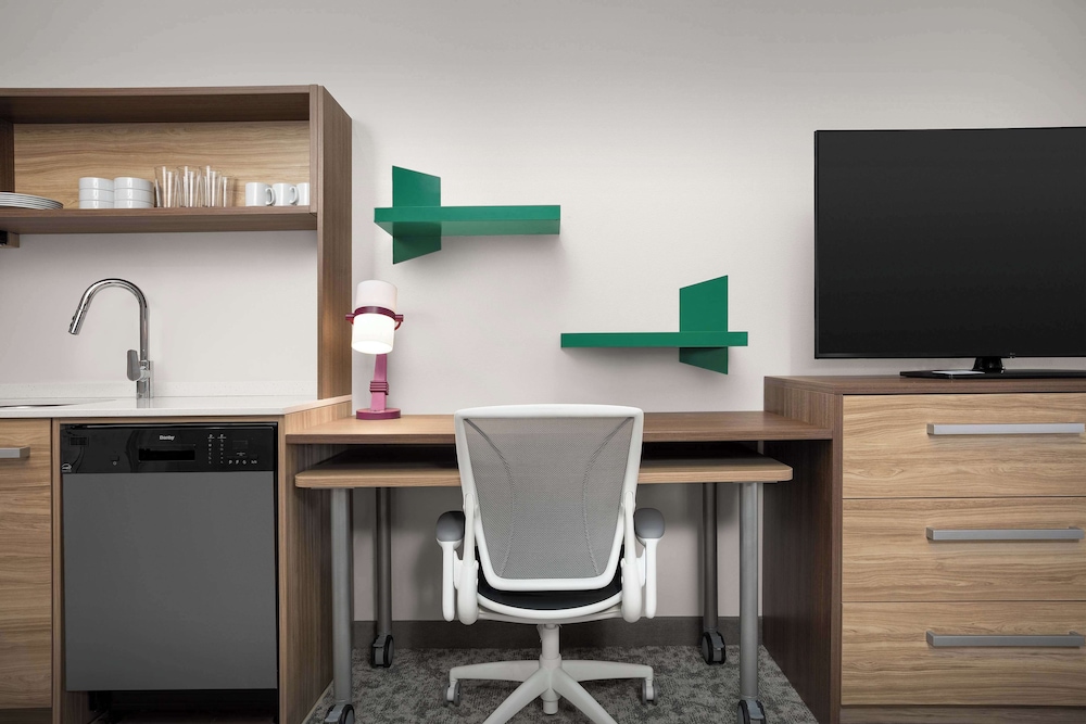 Home2 Suites by Hilton Lubbock University - photo 17