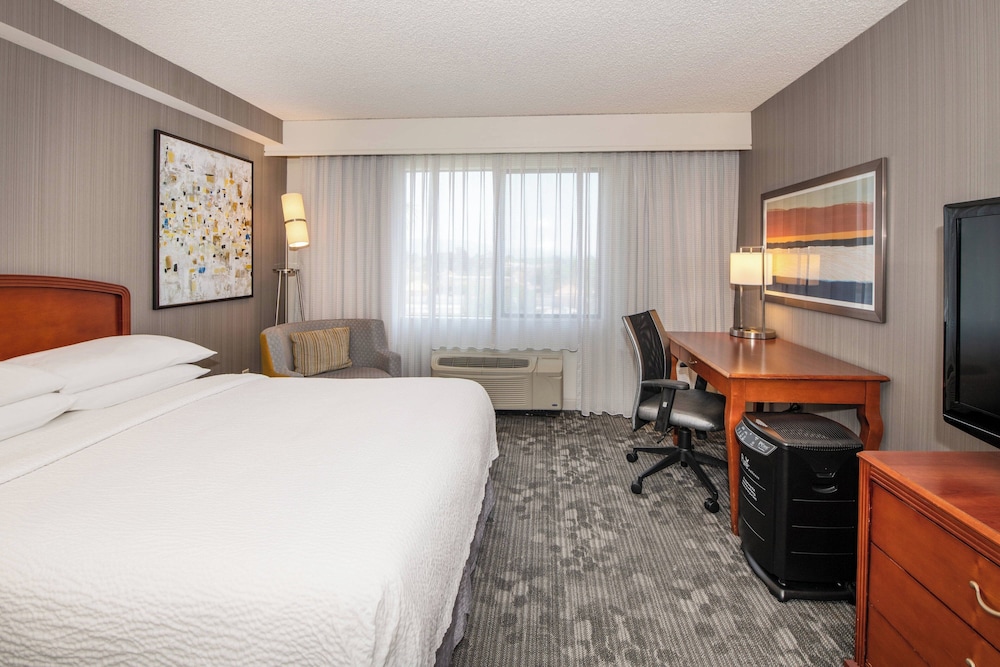 Courtyard by Marriott Newark Silicon Valley - photo 18