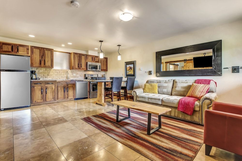 Wall Street Suites - photo 23