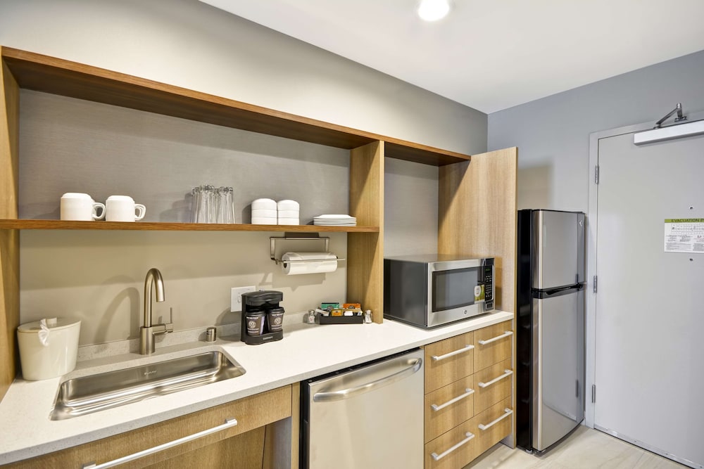 Home2 Suites by Hilton Plano Richardson - photo 19