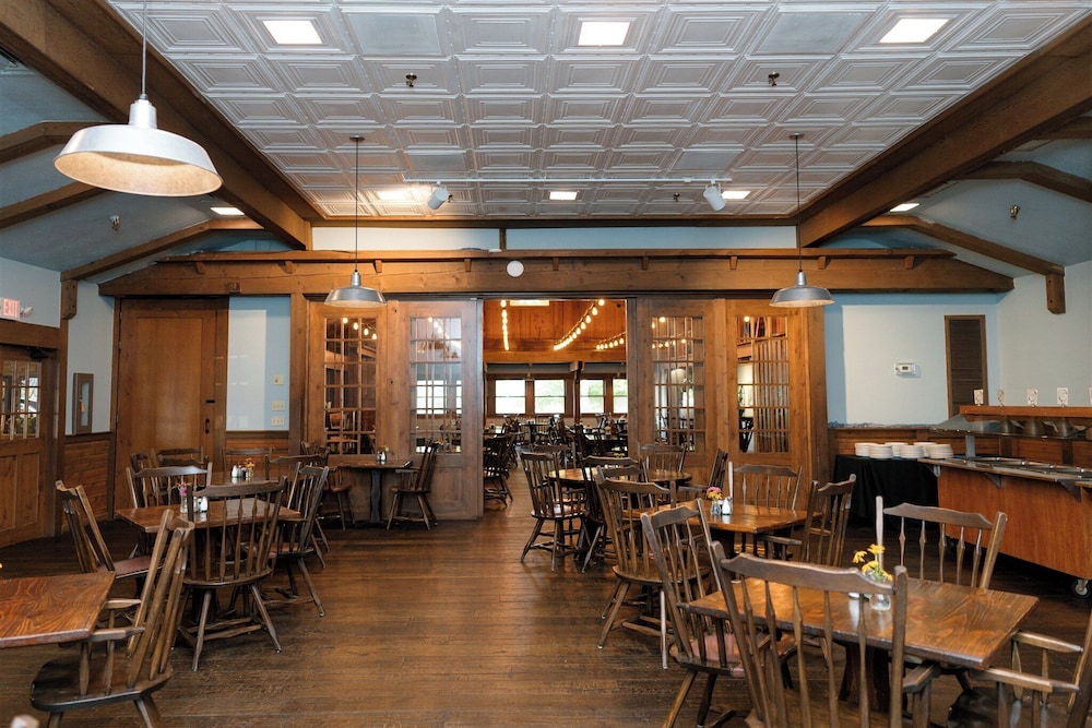 Brown County Inn - photo 36