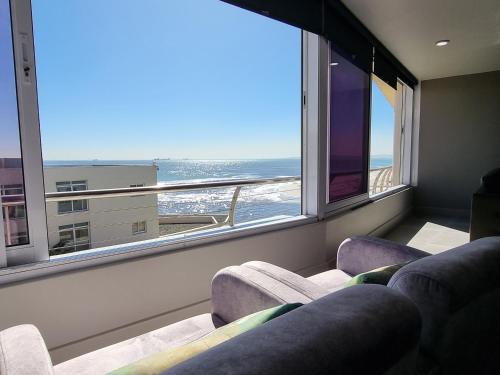 Lagoon Shoreline 2 Bedroom Apartment