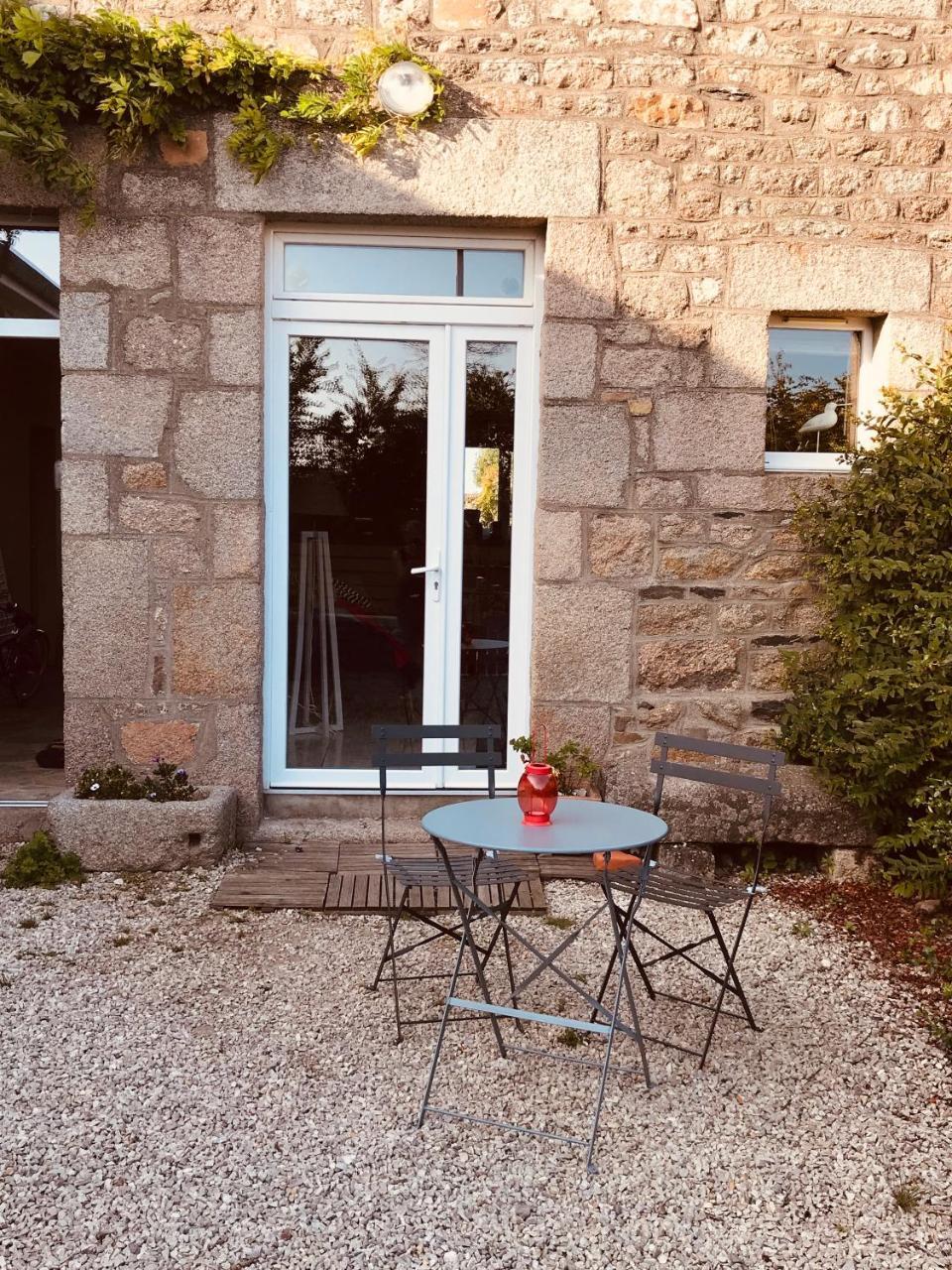 Entre Terre Et Mer — hotel in Reville