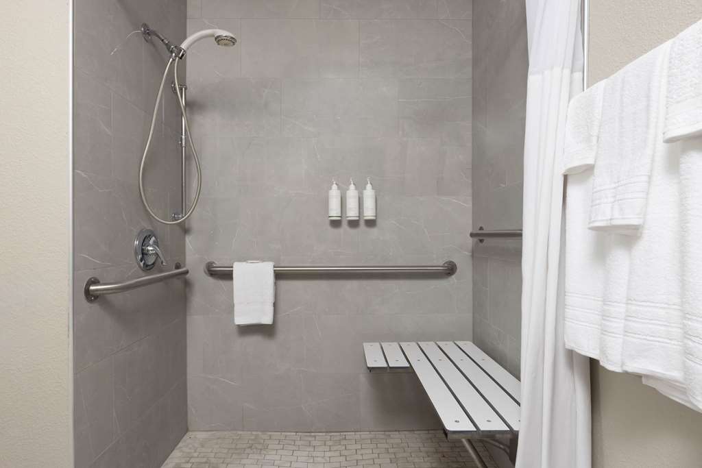 Days Inn by Wyndham Carthage - photo 27