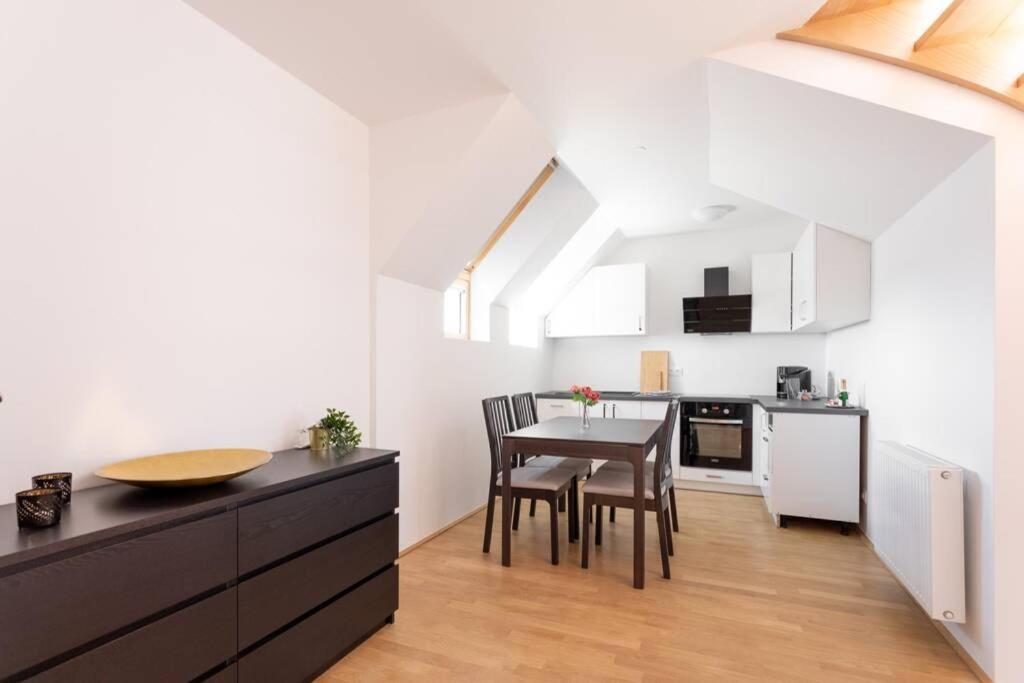 Das Highline Penthouse L Lf45 — 4-Star Luxury Hotel in Vienna, Austria