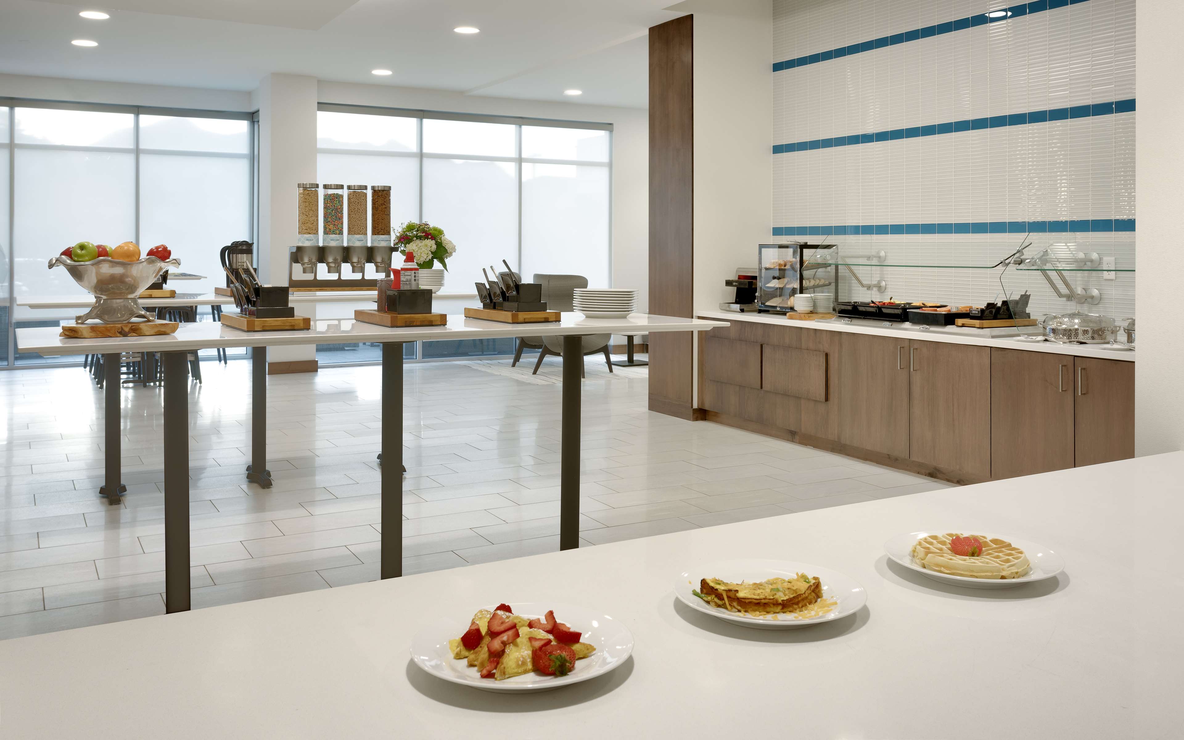 Hilton Garden Inn Lehi - photo 17
