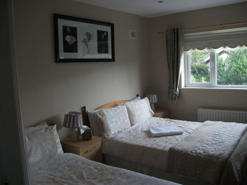 Aaron Vale B&B