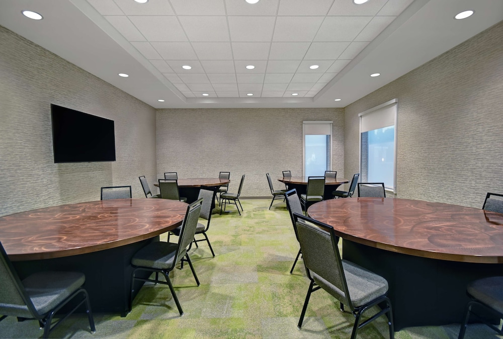 Home2 Suites by Hilton Atlanta Airport North - photo 41