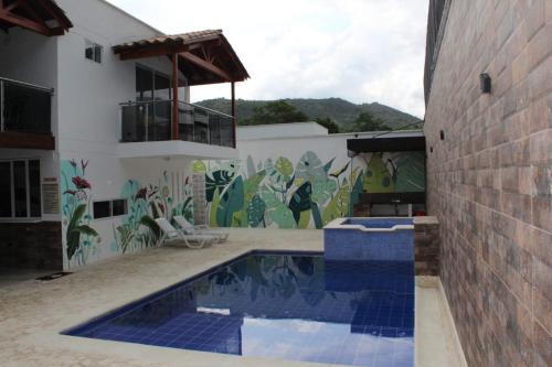 Villas del Guali Piscina Privada — 4-Star Luxury Hotel in Santa Fe De Antioquia, Colombia