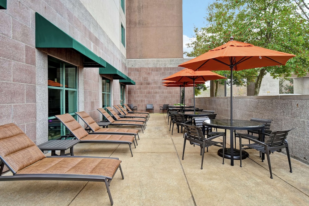 Embassy Suites Little Rock - photo 93