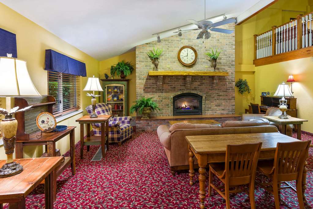 AmericInn by Wyndham Republic - photo 4