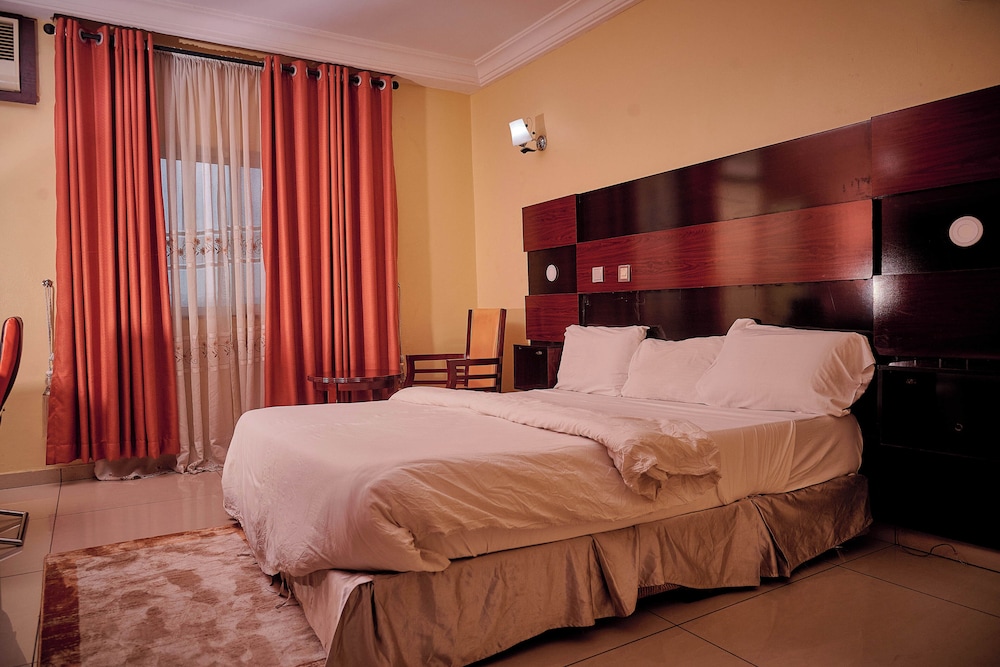 Le Nest Accommodation - last minute hotel in Abuja