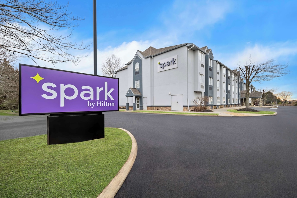 Spark by Hilton Sterling Dulles Airport - photo 57