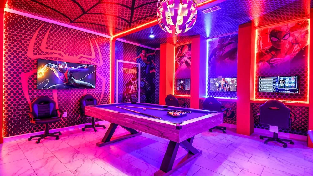 Themed Rooms & Pool in Storey Lake Resort - photo 18