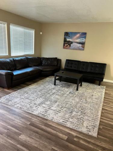 Quiet 1bed 1bath condo with free parking — 4-Star Luxury Hotel in Fresno, United States
