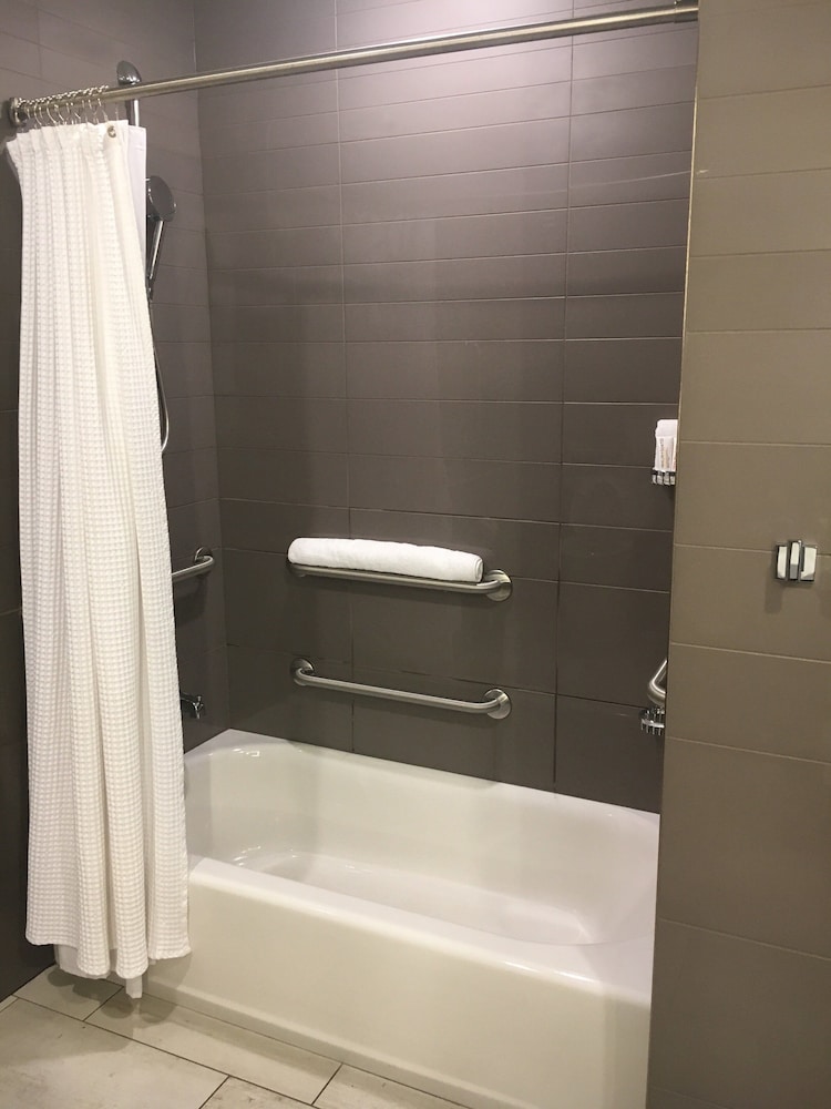 Archer Hotel Austin at the Domain - photo 49