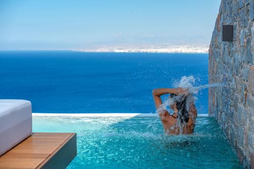 Malvezzino Luxury Villas — 4-Star Luxury Hotel in Palekastro, Greece