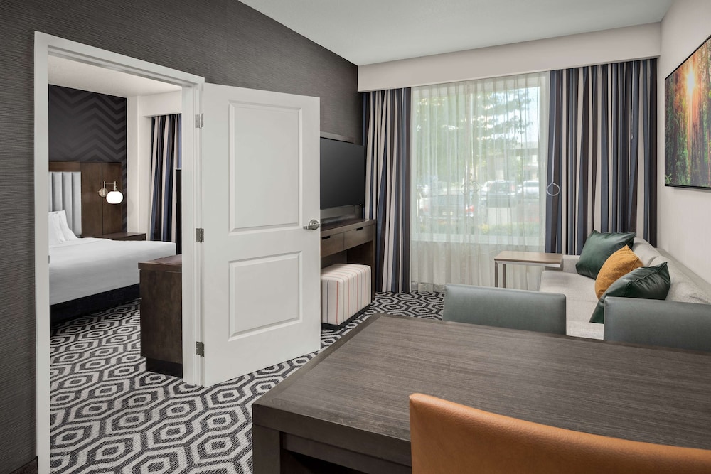 Embassy Suites Portland Hillsboro Oregon - photo 11