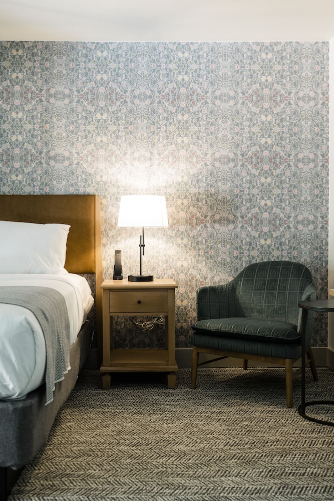 Waynesville Inn and Golf Club Tapestry Collection by Hilton - photo 3