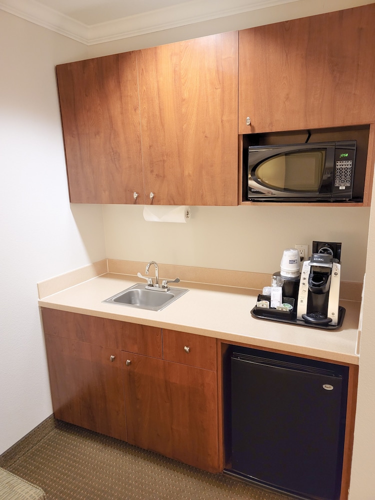 Holiday Inn Express Hotel & Suites Portland NW Downtown by IHG - photo 14