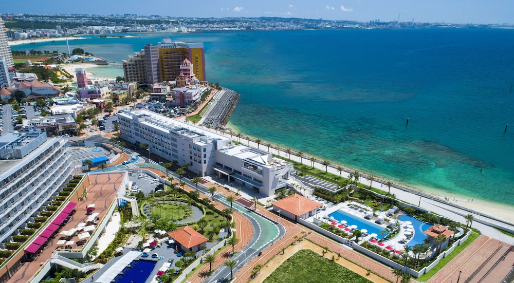 DoubleTree by Hilton Okinawa Chatan Resort in Chatan, Japan