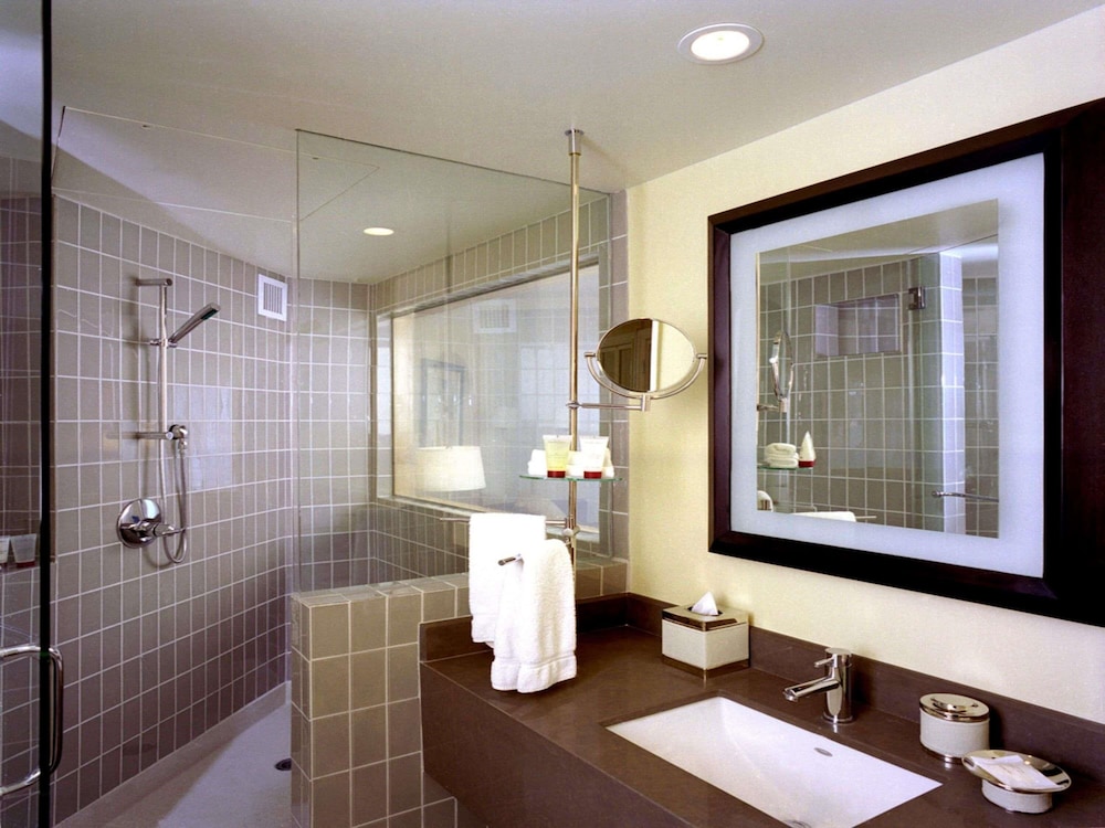 Sofitel LA at Beverly Hills - photo 18