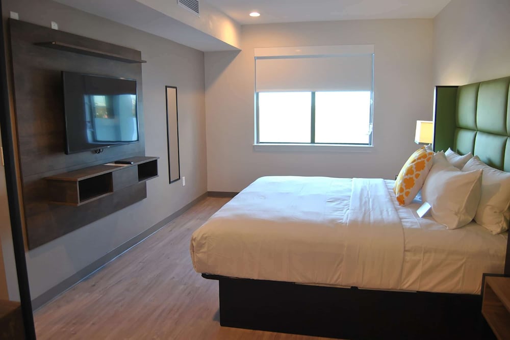 Wyndham Garden College Station - photo 15