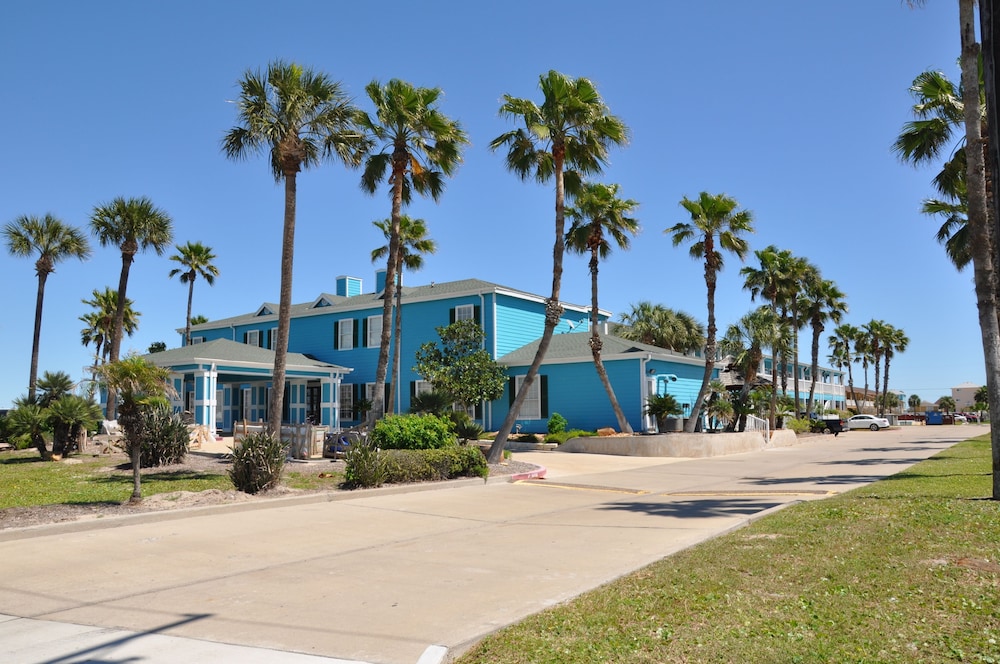 Plantation Suites & Conference Center - photo 54